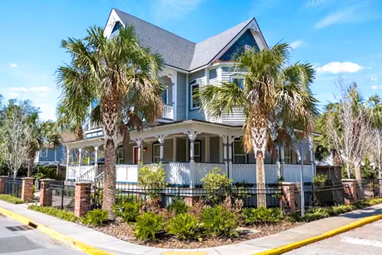 Three stories inn building exterior